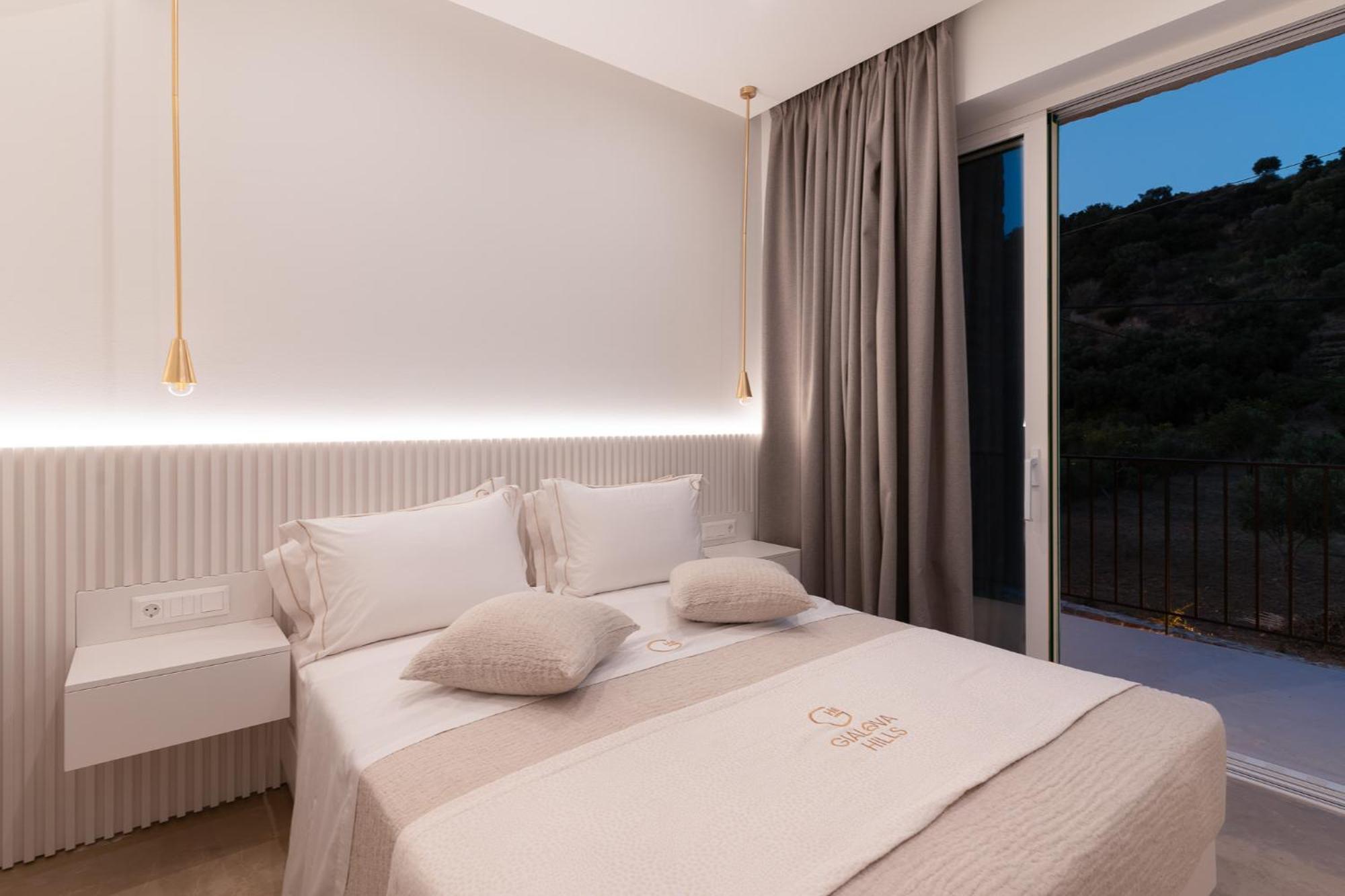 Gialova Hills 8 - Luxury Apartments With Pool Zewnętrze zdjęcie